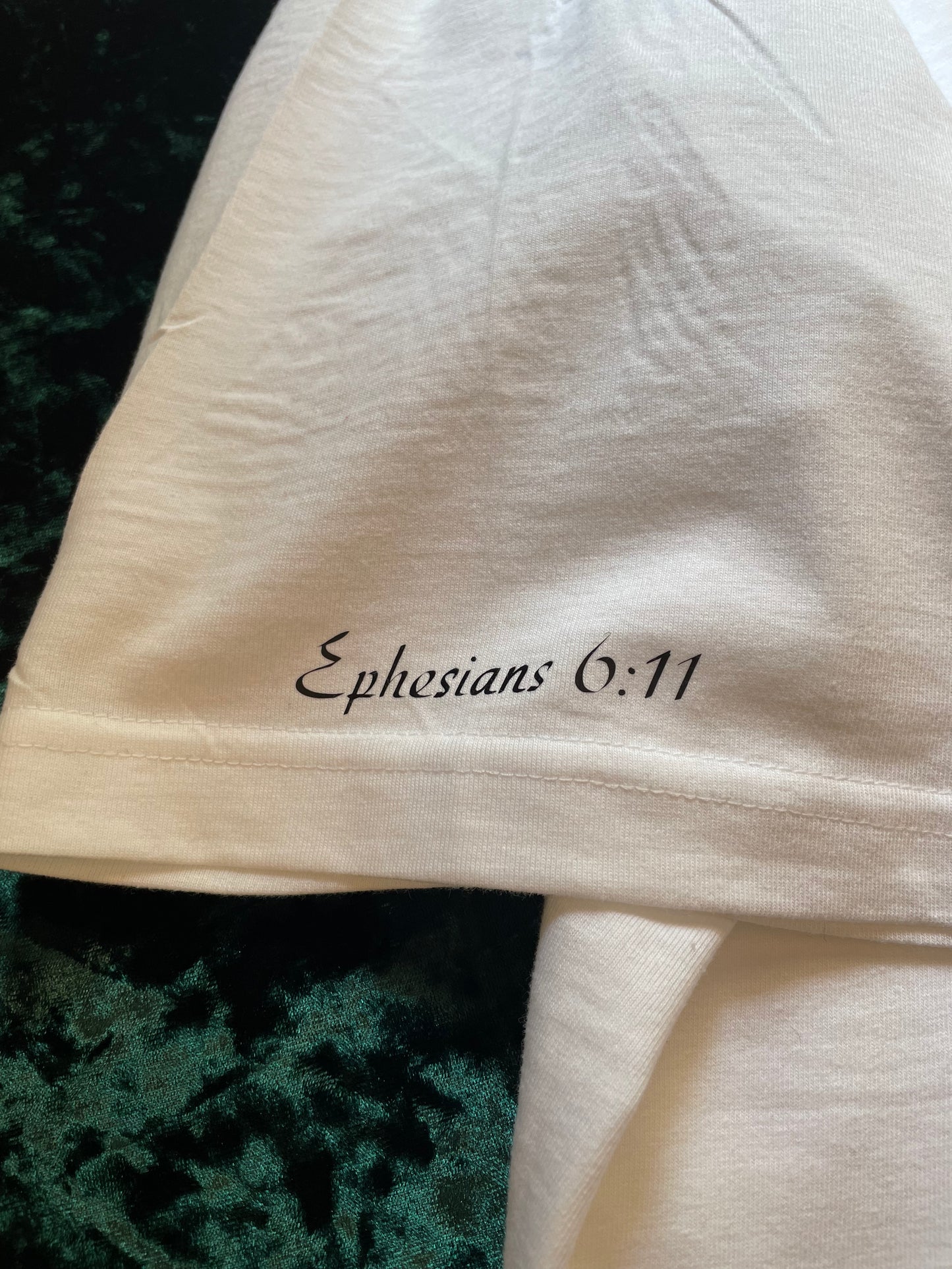 Men’s Armor Collection “Put on Jesus” (white)